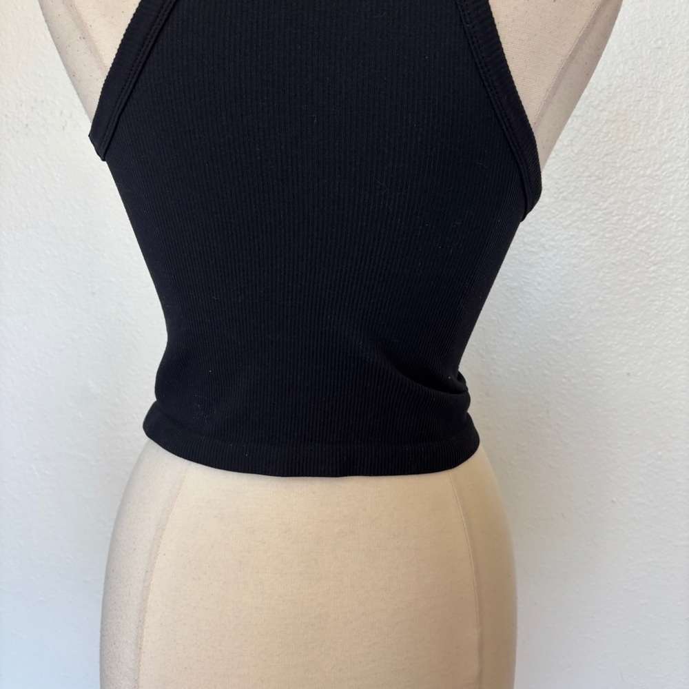 Solid Black Ribbed Halter Tank Top - Picture 6 of 8